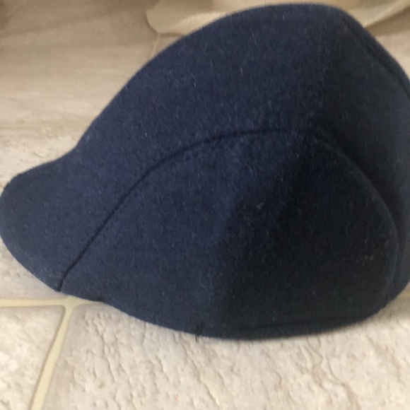 Selling hat - Picture 4 of 4